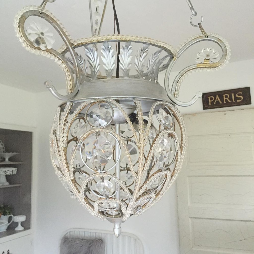 round crystal chandelier