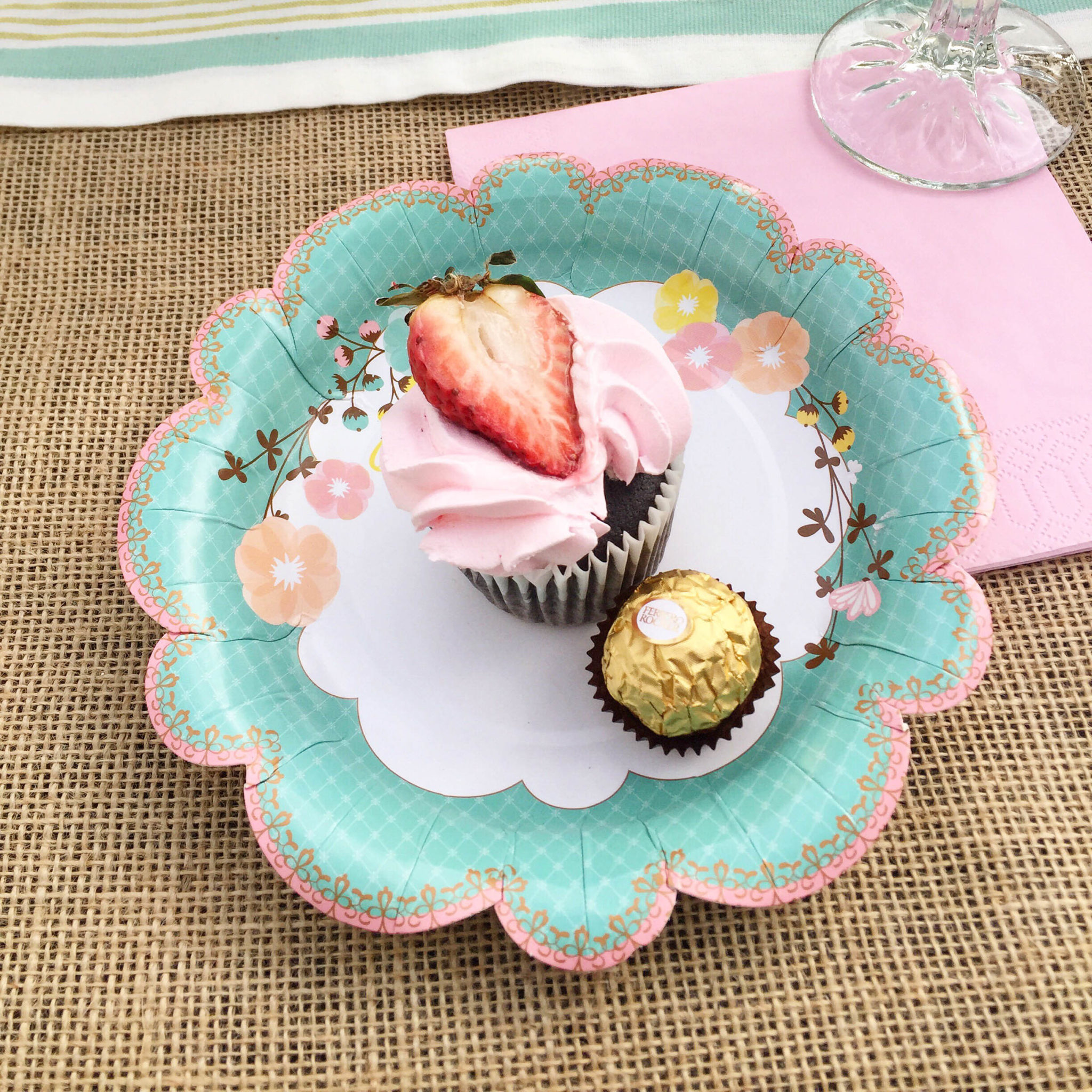 Creative Outdoor Dining Easter Brunch Ideas Hallstrom Home