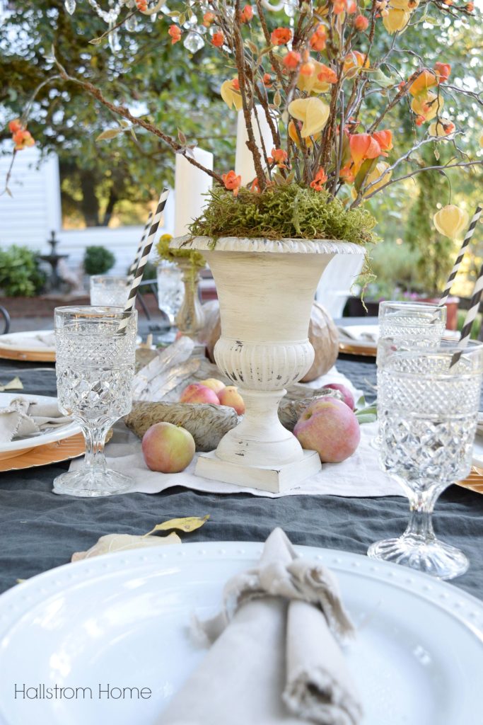 How to Create an Outdoor Fall Tablescape - Hallstrom Home