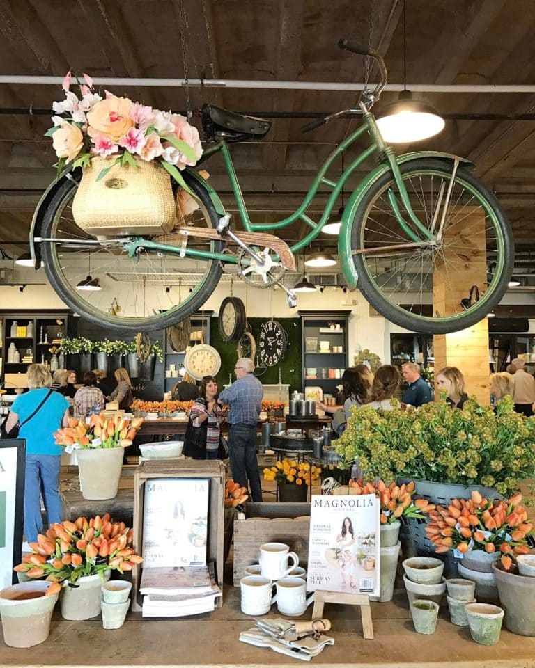 Joanna Gaines Chalk Style Paint Hallstrom Home