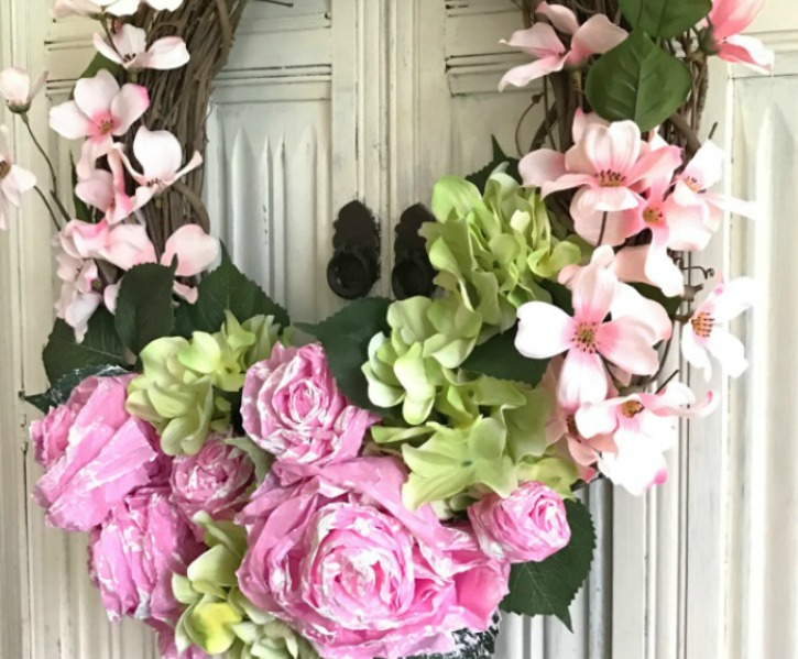 DIY Tissue Paper Flower Wreath #wreath #diywreath #hallstromhome #shabbychic #farmhouse #partydecor #gardendecor #diywreath #craft #tissuepaper #flowerwreath #tissuepaperflower #wallhanging #springdecor #spring #springcraft