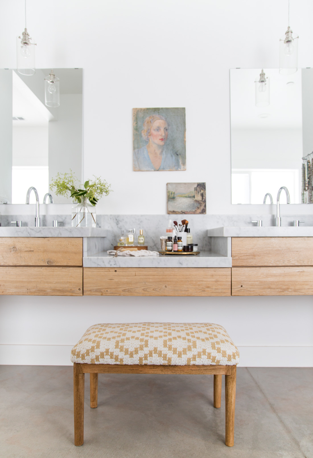 19 Bathroom Mirrors