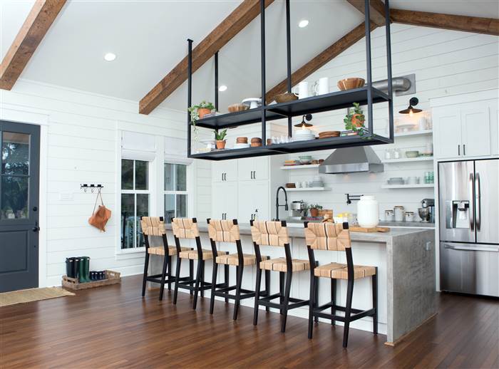 seven farmhouse kitchen designs