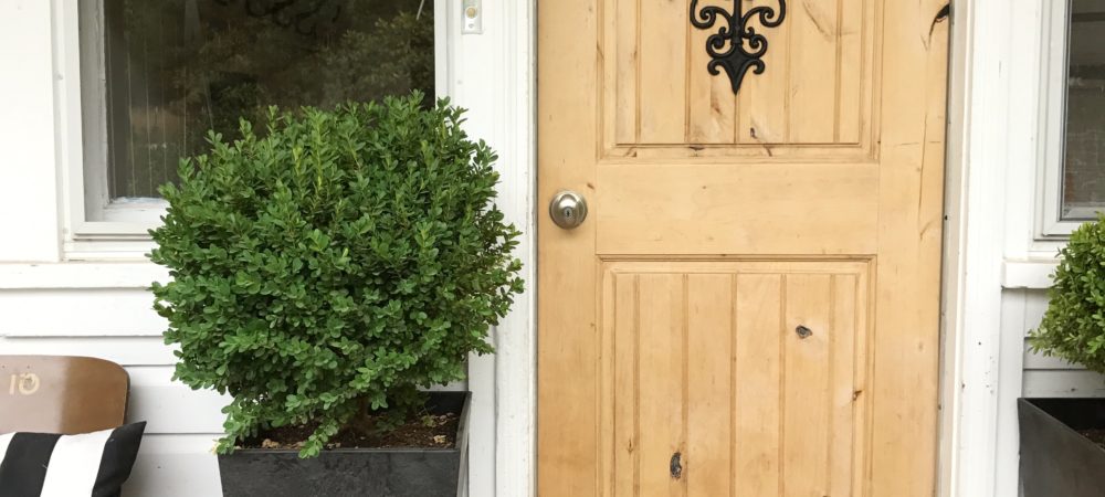 How to Finish a Wood Exterior Door