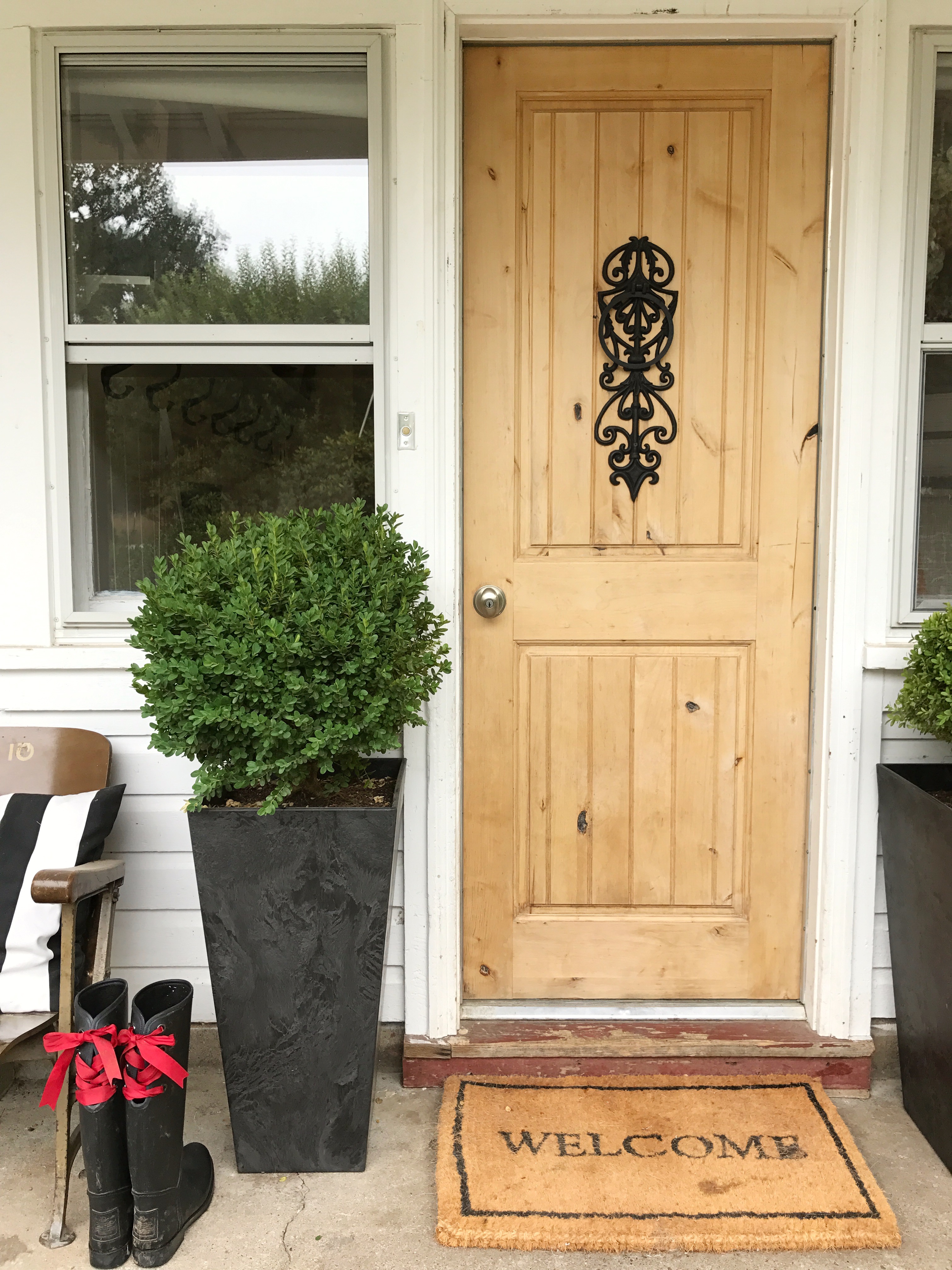 How to Finish a Wood Exterior Door