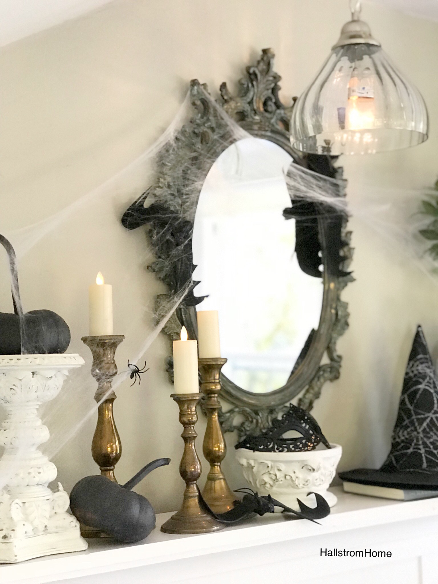 Classy Halloween Table with Just a Little Spooky