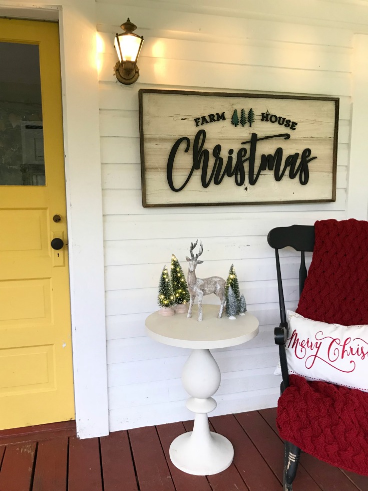 20 Favorite Farmhouse Christmas Signs