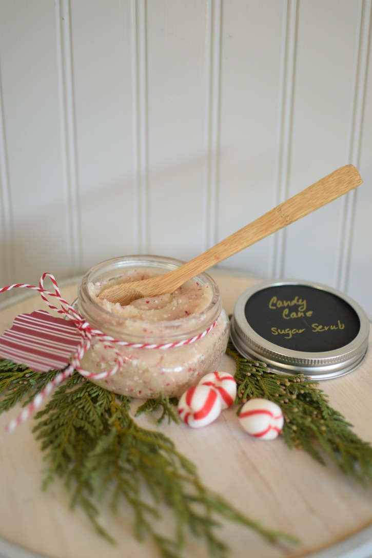 Organic Sugar Scrub That Kids Can Make|easy homemade sugar scrub|diy sugar scrub kids|foot scrub for kids|how to make sugar scrub for gifts|body scrub|christmas gifts|gifts kids can make|diy tutorial sugar scrub|christmas sugar scrub|peppermint sugar scrub|christmas gifts for kids|Hallstromhome