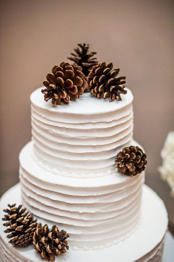 How to Decorate a Store Bought Cake for a Winter Birthday