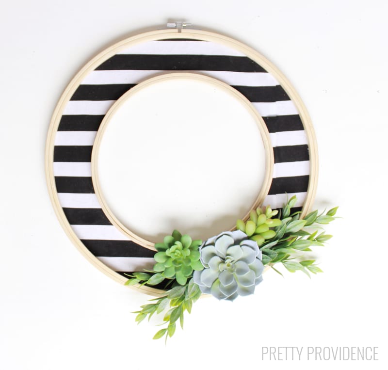 Making Hoop Wreaths for Spring|floral hoop wreath|hoop wreath|how to make hoop wreath|diy hula hoop wreath|wedding hoop wreath|spring hoop wreath|wedding hoop wreath|embroidery hoop wreath|spring crafts|kids crafts|spring diy|spring cleaning|spring makeover|Hallstromhome