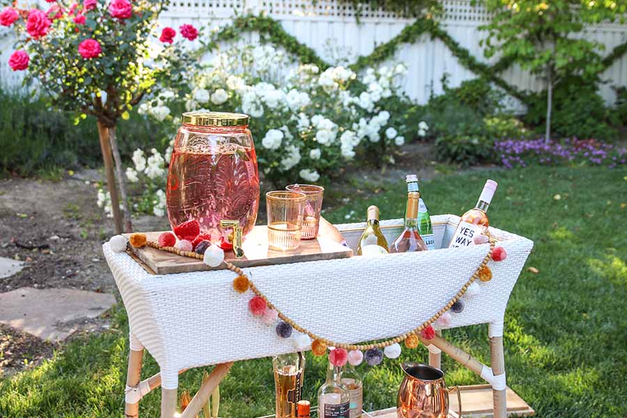 Make Your Outdoor Shabby Chic Wedding Extra Special|outdoor wedding|backyard wedding|weddingdecor|shabby chic|wedding|wedding table|simple wedding|shabby chic wedding|hallstrom home|candle lit wedding|wedding design