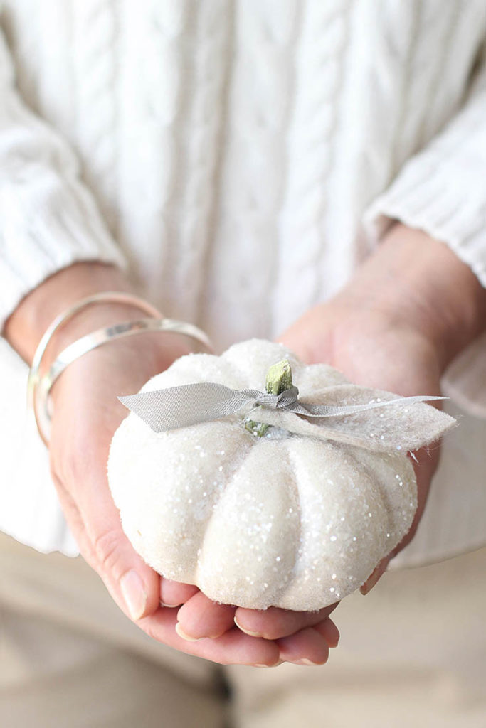 Diy Fabric Pumpkins No Sew Minutes Ready Use These - Hobby Heaven Haven