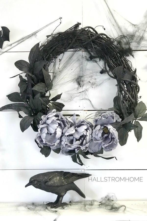 #1 Halloween Wreath that’s Easy Elegant and Beautiful