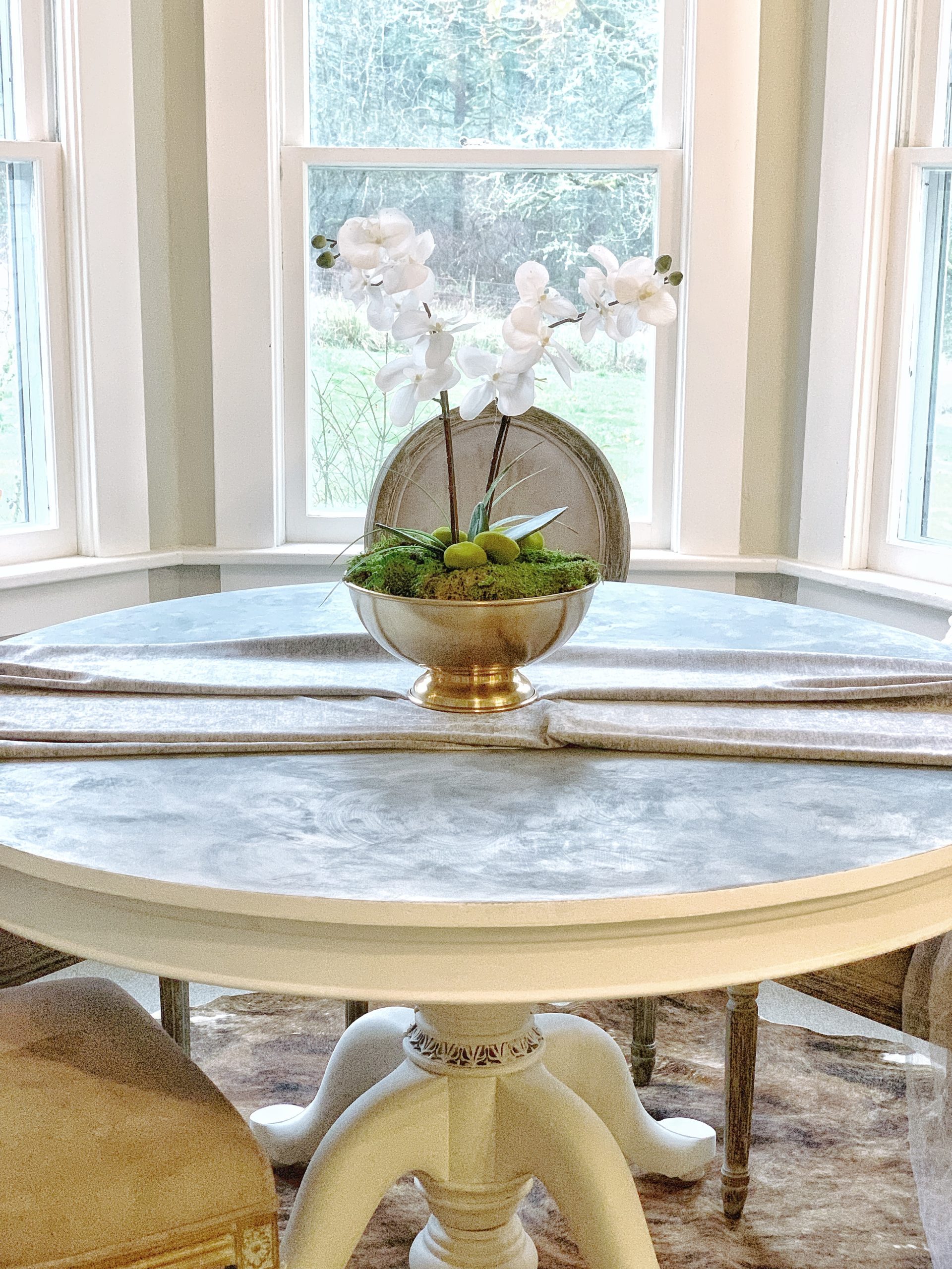 Faux Marble Chalk Painted Table Top Tutorial