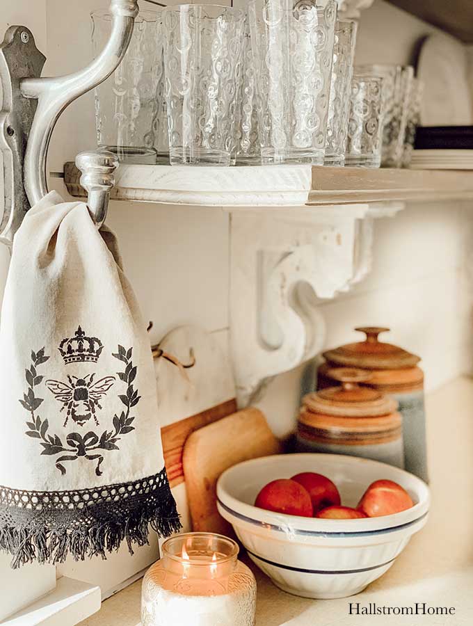 10 Ideas for Decorating the Kitchen with Cute Cotton Kitchen Towels