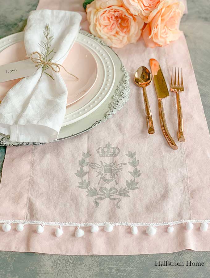 Stencil Tea Towel Tutorial with Chalk Paint|stenciled tea towel|Vintage kitchen tea towels|painted dish towels|decorating tea towels|how to stencil a tea towel|farmhouse diy|diy craft|kids craft|french cottage|french bee stencil|home decor|shabby chic|hallstrom home