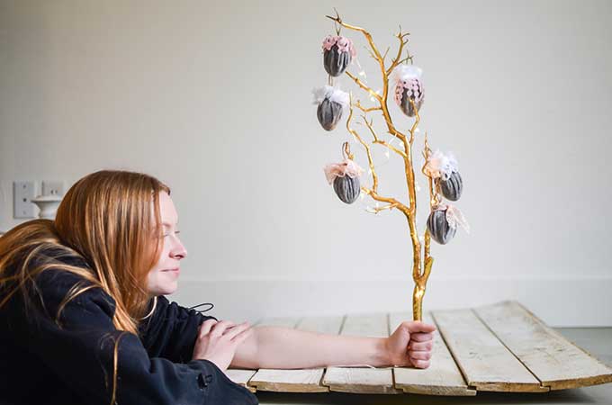 How to Make Velvet Easter Eggs|Easter egg tree|velvet eggs|velvet easter eggs|shabby chic eggs|shabby chic|shabby chic decor|diy velvet eggs|velvet egg tutorial|diy egg tutorial|diy egg tree|fancy easter eggs|easter home decor|Easter decor|farmhouse Easter|velvet|HallstromHome