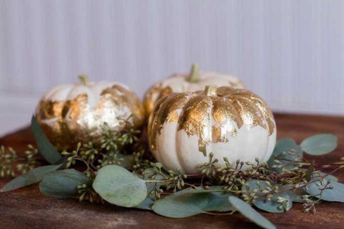 Pumpkin Crafts-How to Make Gold Leaf Pumpkins| gold gild pumpkin|gold leaf pumpkin|pumpkin diy|pumpkin crafts|fall crafts|fall diy crafts|easy pumpkin painting|gold home decor|gold fall decor|house beautiful|gold home decor|farmhouse style|shabby chic home|farmhouse home style|fall farmhouse style|Hallstrom Home