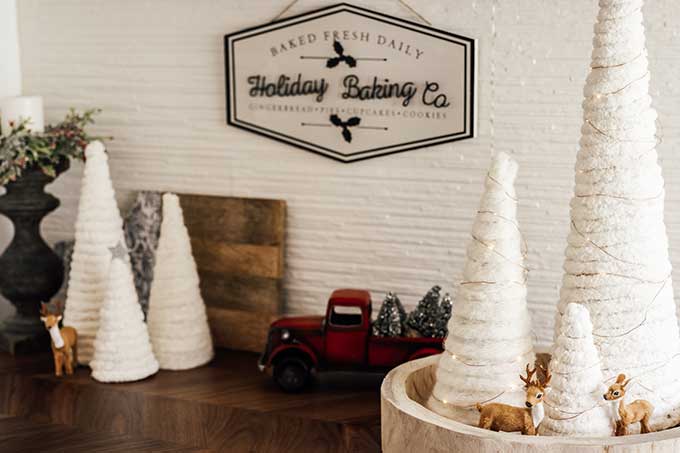 Yarn Tree DIY with Twinkle Lights |DIY Christmas Tree|Yarn Tree|Christmas Decor|farmhouse Christmas|Farmhouse Christmas|yarn tree diy|twinkle lights|Christmas twinkle lights|yarn diy|yarn tree diy|holiday home decor|white farmhouse|christmas farmhouse decor|Hallstrom Home