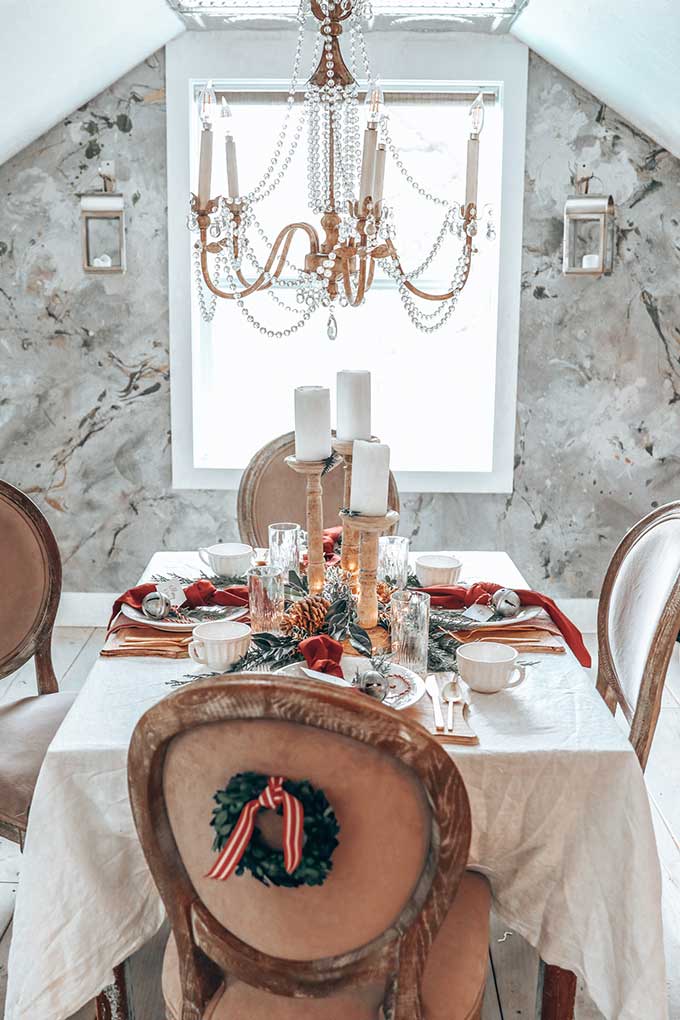 Easy Christmas Table Setting with Red