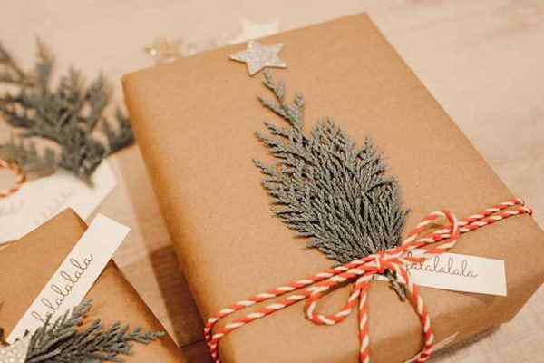 Natural Holiday Gift Wrap with Greenery – Hallstrom Home