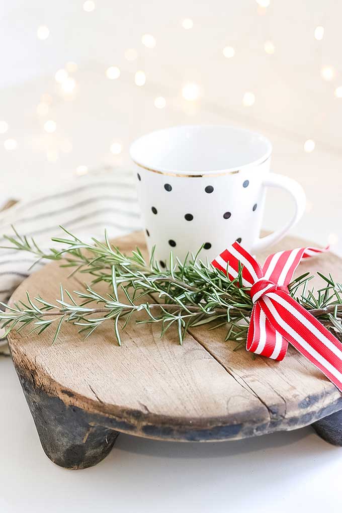 5 Tips to Make A Hot Cocoa Charcuterie Board |Christmas Charcuterie Board|Holiday Party|Party Planning|Christmas Charcuterie Board|Copper Mugs|Hot Cocoa Party| Hot Chocolate Party|Dessert Tray|Farmhouse Christmas|White Christmas|Christmas Gifts|Christmas DIY|Holiday DIY|Kids Christmas|Hallstrom Home