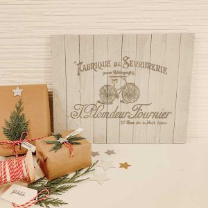 Natural Holiday Gift Wrap with Greenery – Hallstrom Home