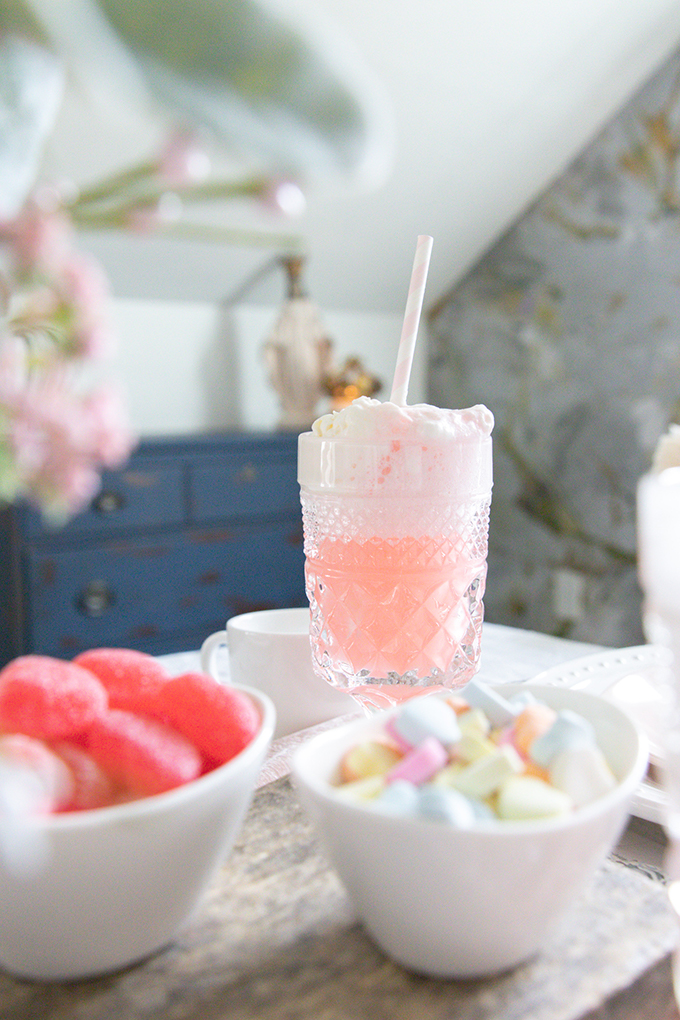 Valentine's Table Setting |Valentines Party|Romantic Valentines|Shabby Chic Decor|Pink Valentines|Valentines Table Setting|Romantic Valentines Table Setting|Pink Tablescape|Farmhouse Table Setting|Valentines Party Tablescape|French Farmhouse|Valentines Party|Romantic Table|Hallstrom Home