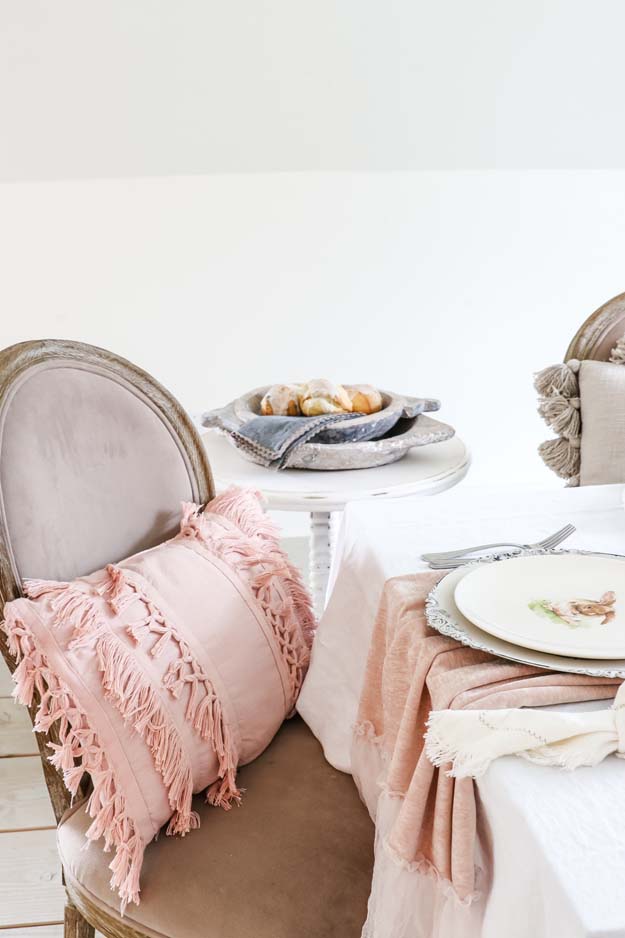 Spring Table Setting Decorating Ideas|Farmhouse Tablescape|Spring Table|Easter table|Spring Table Decor|How to decorate table|bunny plates|easter plates|easter style|Farmhouse easter|shabby chic home decor|tablescape ideas|white farmhouse|easter styling|Hallstrom Home