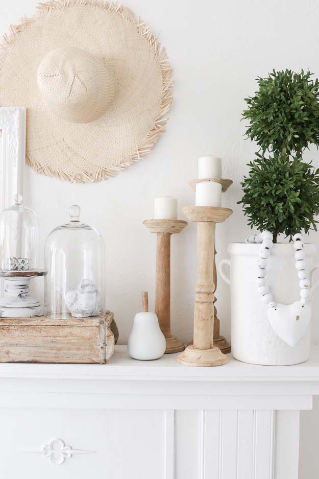 Spring Mantel Decor Trends |modern mantel|mantel decor|styling tips|white farmhouse|farmhouse decor|farmhouse style|boho decor|Terra cotta pots|wood home decor|wood farmhouse|white decor|spring decor|spring style|spring mantel|spring farmhouse|Hallstrom Home