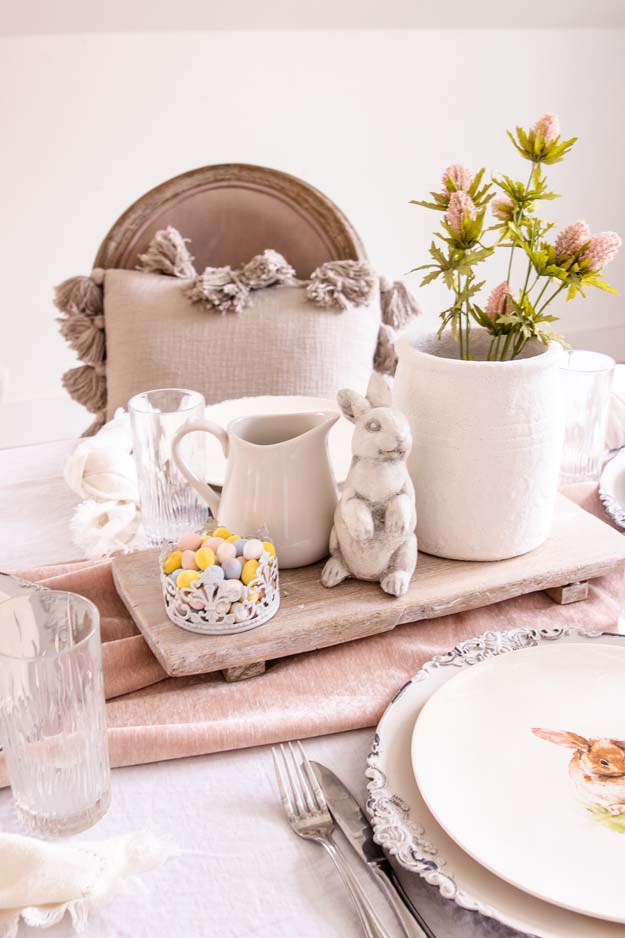 Spring Table Setting Decorating Ideas|Farmhouse Tablescape|Spring Table|Easter table|Spring Table Decor|How to decorate table|bunny plates|easter plates|easter style|Farmhouse easter|shabby chic home decor|tablescape ideas|white farmhouse|easter styling|Hallstrom Home