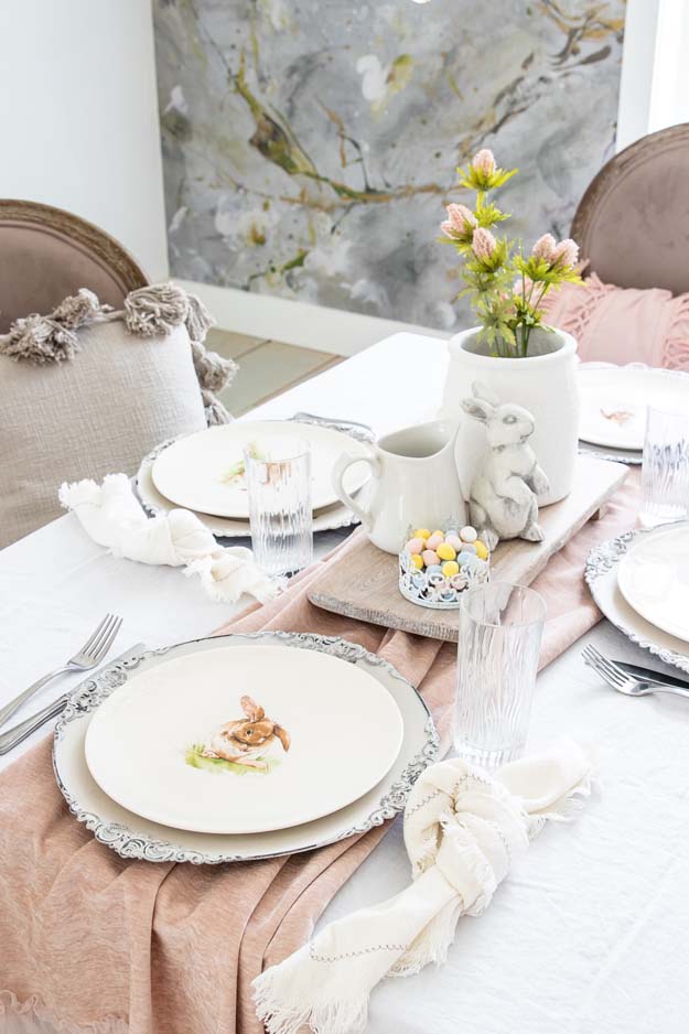 Spring Table Setting Decorating Ideas|Farmhouse Tablescape|Spring Table|Easter table|Spring Table Decor|How to decorate table|bunny plates|easter plates|easter style|Farmhouse easter|shabby chic home decor|tablescape ideas|white farmhouse|easter styling|Hallstrom Home