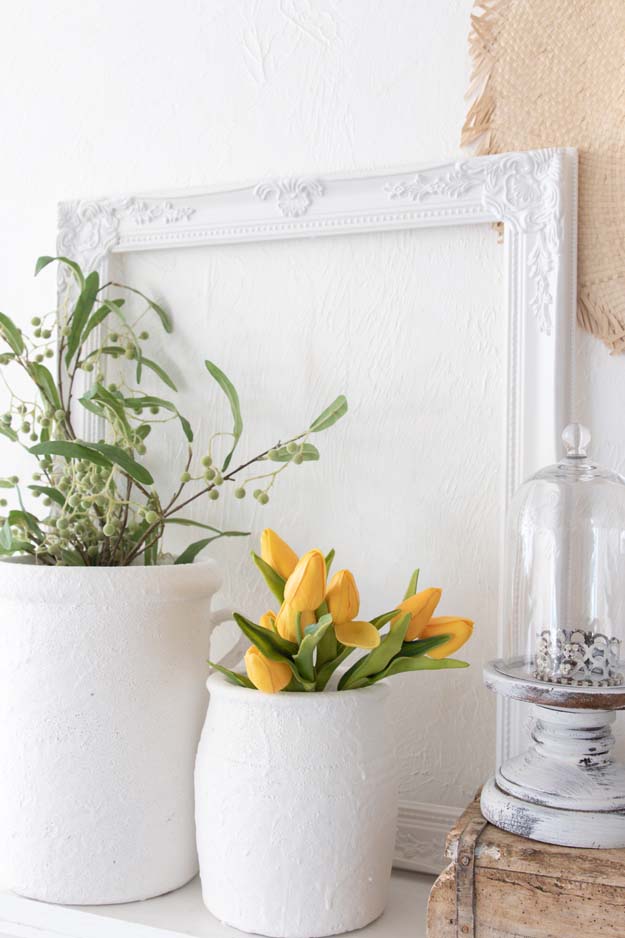 Spring Mantel Decor Trends |modern mantel|mantel decor|styling tips|white farmhouse|farmhouse decor|farmhouse style|boho decor|Terra cotta pots|wood home decor|wood farmhouse|white decor|spring decor|spring style|spring mantel|spring farmhouse|Hallstrom Home