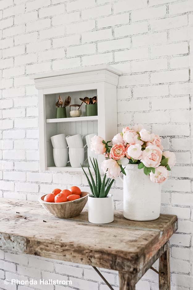 How to Install Faux Brick Wall |faux brick|faux brick panel|how to paint faux brick|install faux brick|farmhouse brick wall|accent wall|brick wall accent|faux brick accent wall|how to hide wall seams|how to hide seems in brick paneling|farmhouse decor|farmhouse accents| Hallstrom Home