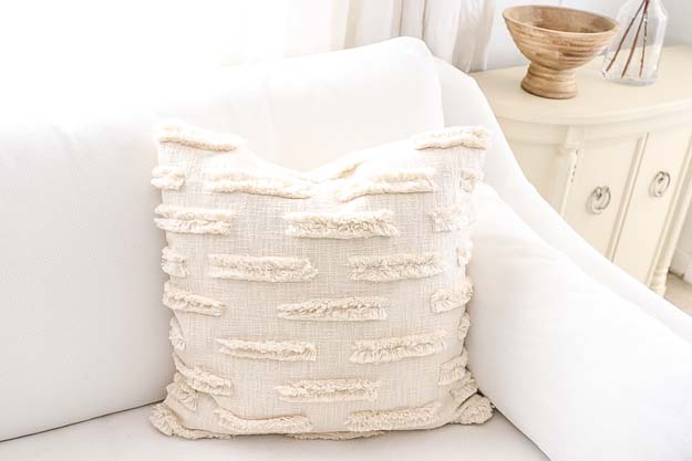 20 Modern Farmhouse Throw Pillows – Hallstrom Home