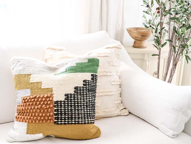 Trending Pillows for Home Decor |home decor|throw pillow|pillow trends|farmhouse pillow|throw pillow trends|boho pillows|boho home|farmhouse style|farmhouse pillows|shabby chic|shabby chic decor|cottage decor|striped pillow|best pillows|tassel pillows|pom pom pillows|lumbar pillows|modern throw pillow|Hallstrom Home