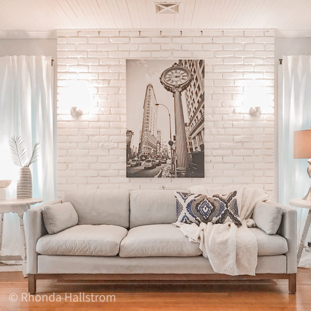 How to Chalk Paint a Leather Sofa – Hallstrom Home