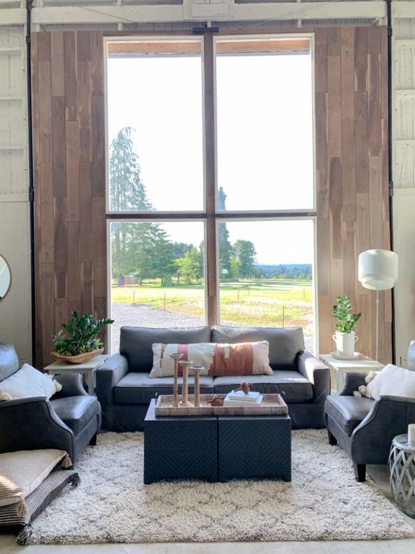 Ideas on How to Stage Pillows Hallstrom Home