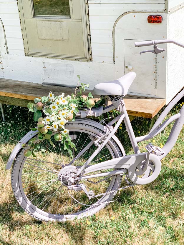 How To Paint A Vintage Bike |diy painting|shabby chic Bike|bike painting|diy Painting bike|shabby chic bike|farmhouse bike|farmhouse painted bike|purple bike|vintage bike|antique bike|HallstromHome