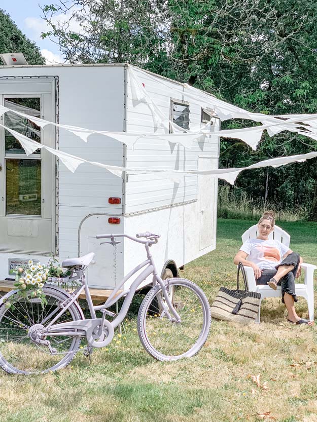 How To Paint A Vintage Bike |diy painting|shabby chic Bike|bike painting|diy Painting bike|shabby chic bike|farmhouse bike|farmhouse painted bike|purple bike|vintage bike|antique bike|HallstromHome