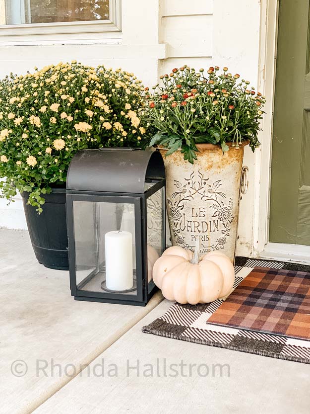 Fall Yarn Wreath Tutorial |Yarn Wreath|Fall Wreath|DIY Yarn Wreath|Sunflower Wreath|DIY Fall Wreath|Easy Wreath DIY|Wreath Tutorial|Farmhouse Wreath|Fall Farmhouse|Fall Decor|Hallstrom Home