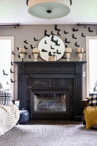 Halloween Mantel – Hallstrom Home