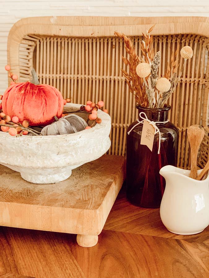 Fall Kitchen Decor on a Budget |fall on a budget|decor budget|fall kitchen tour|fall home tour|fall decor|budget decorating|budget friendly decor|farmhouse style|fall farmhouse|fall budget tips|Hallstrom Home