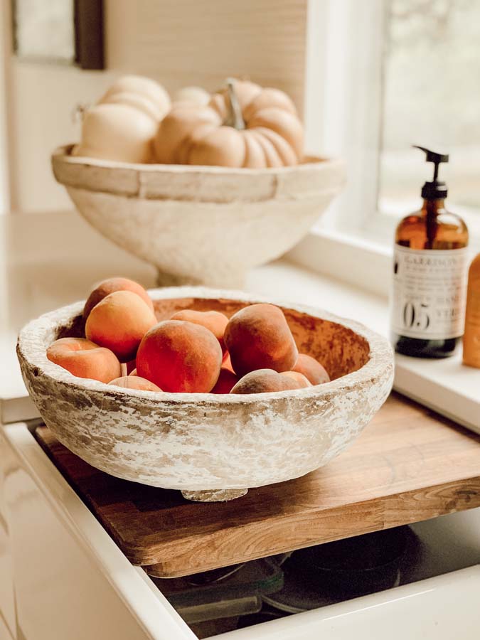 Fall Kitchen Decor on a Budget |fall on a budget|decor budget|fall kitchen tour|fall home tour|fall decor|budget decorating|budget friendly decor|farmhouse style|fall farmhouse|fall budget tips|Hallstrom Home