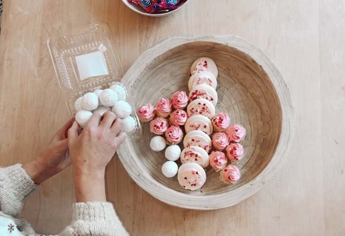 Cookie Dessert Charcuterie Board