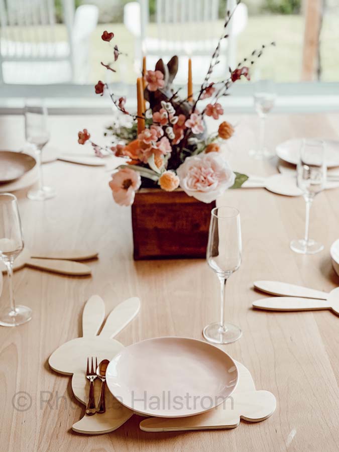 How to Set an Easter Tablescape