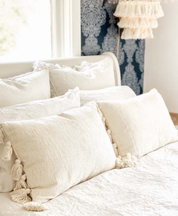 20 Modern Farmhouse Throw Pillows Hallstrom Home