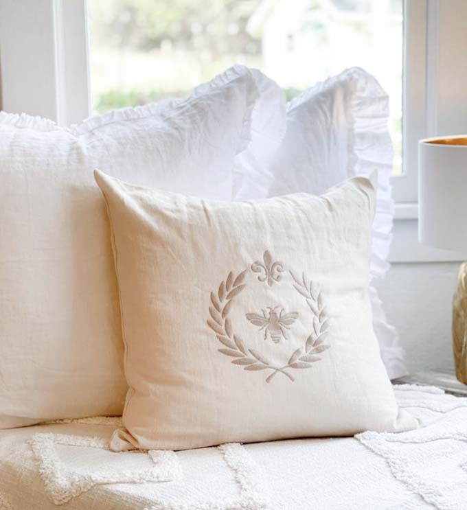 20 Modern Farmhouse Throw Pillows – Hallstrom Home