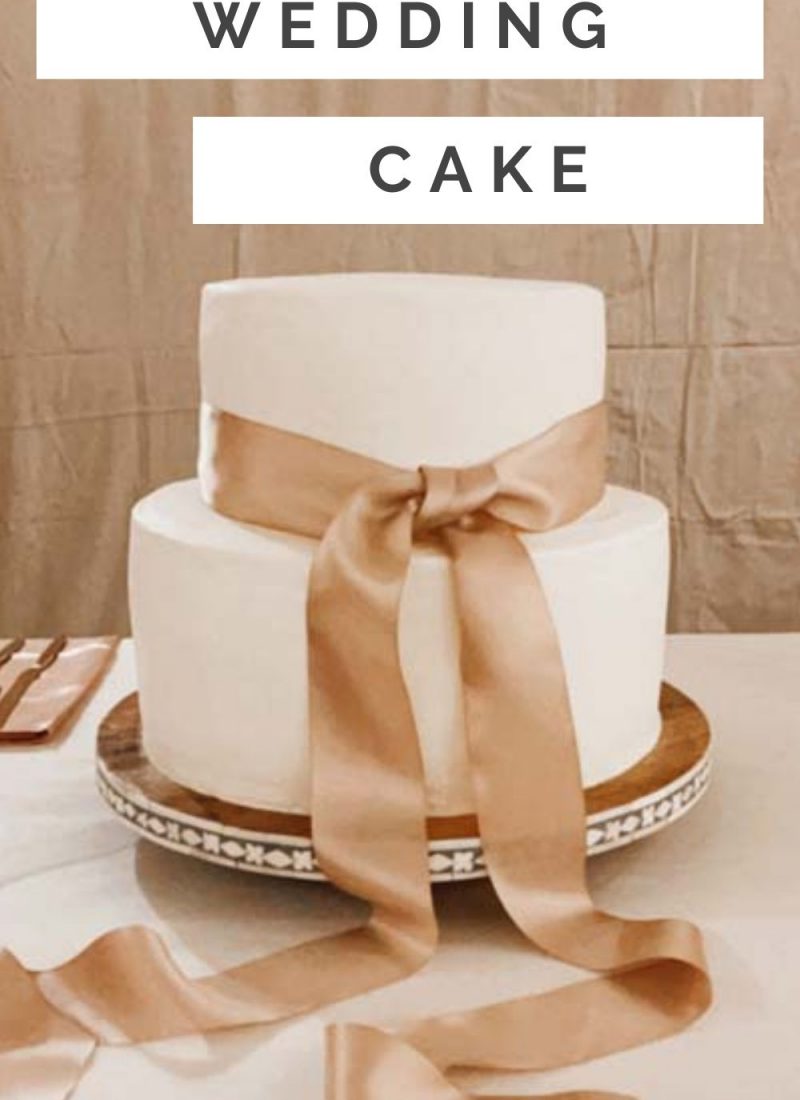 Rustic Wedding Cake / DIY Rustic Wedding Cake / How To Make Rustic Wedding Cake / Wedding Cake Rustic / Wedding Cake Designs / HallstromHome