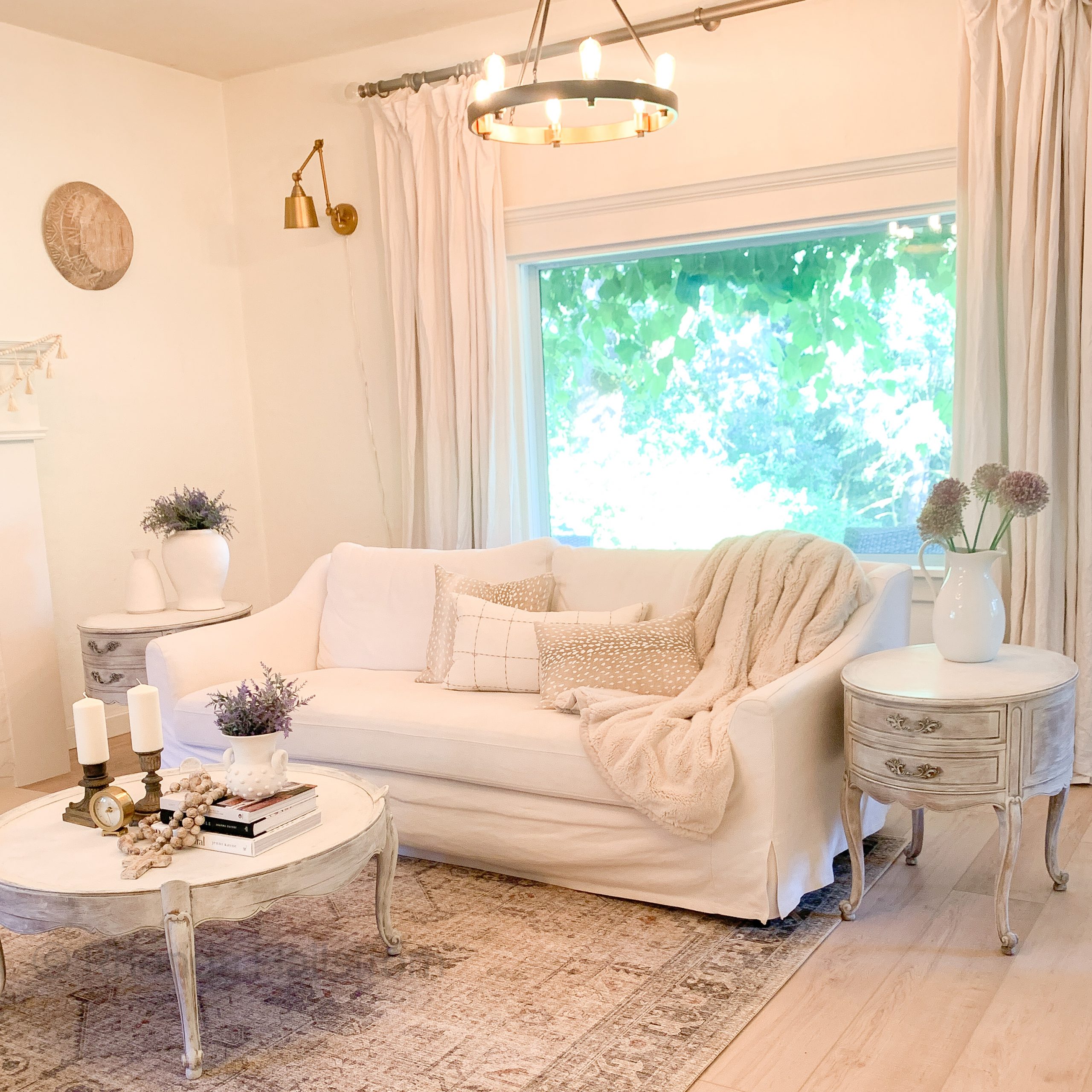 shabby chic living room – hallstrom home